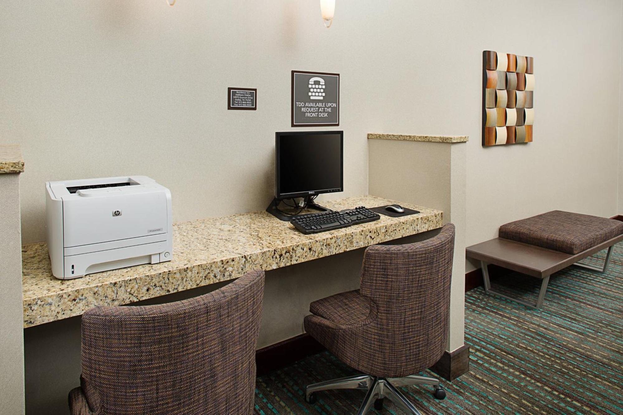 Hotel Dallas Addison/quorum Drive