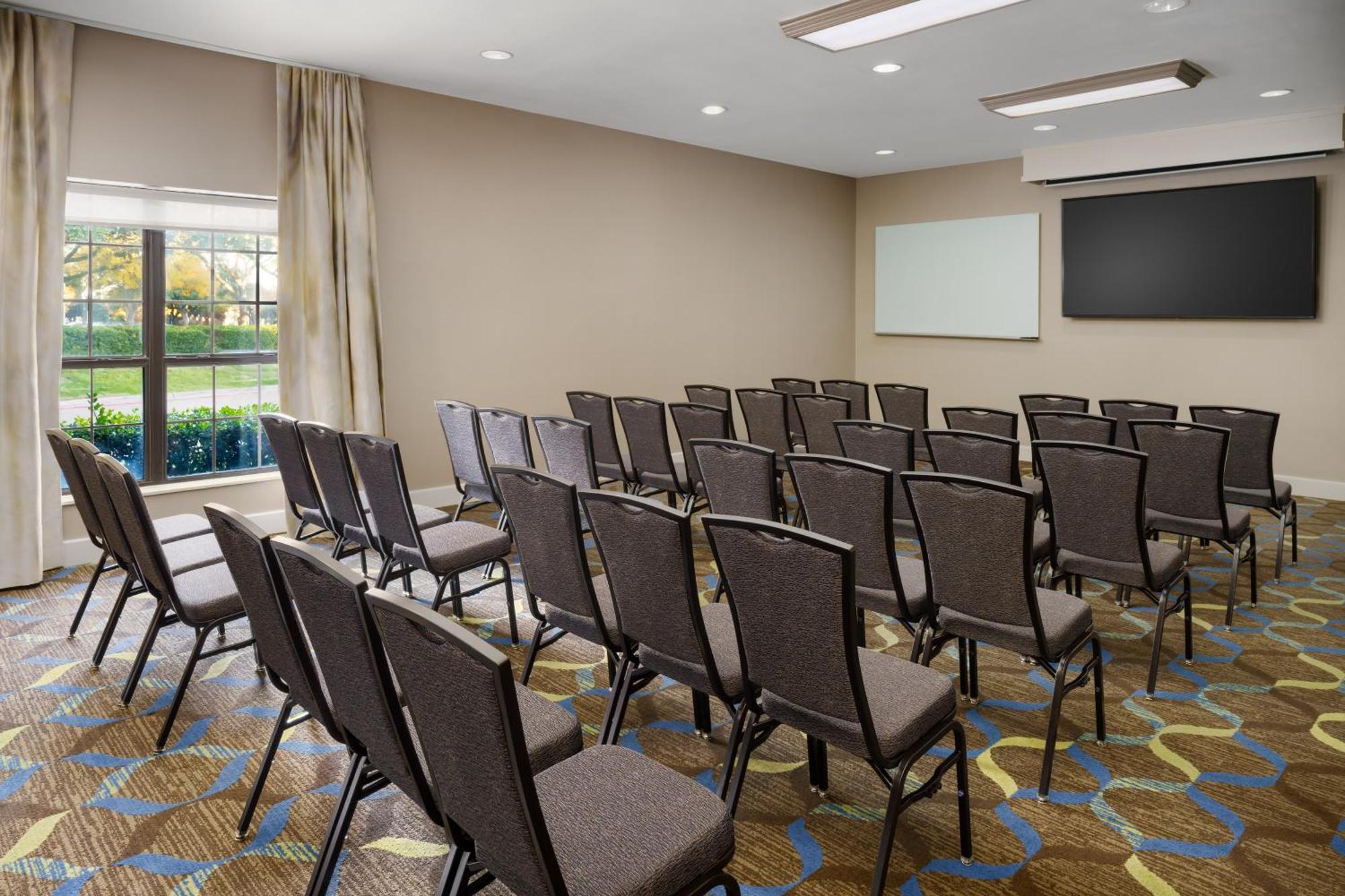 Dallas Addison/quorum Drive Hotel 3*