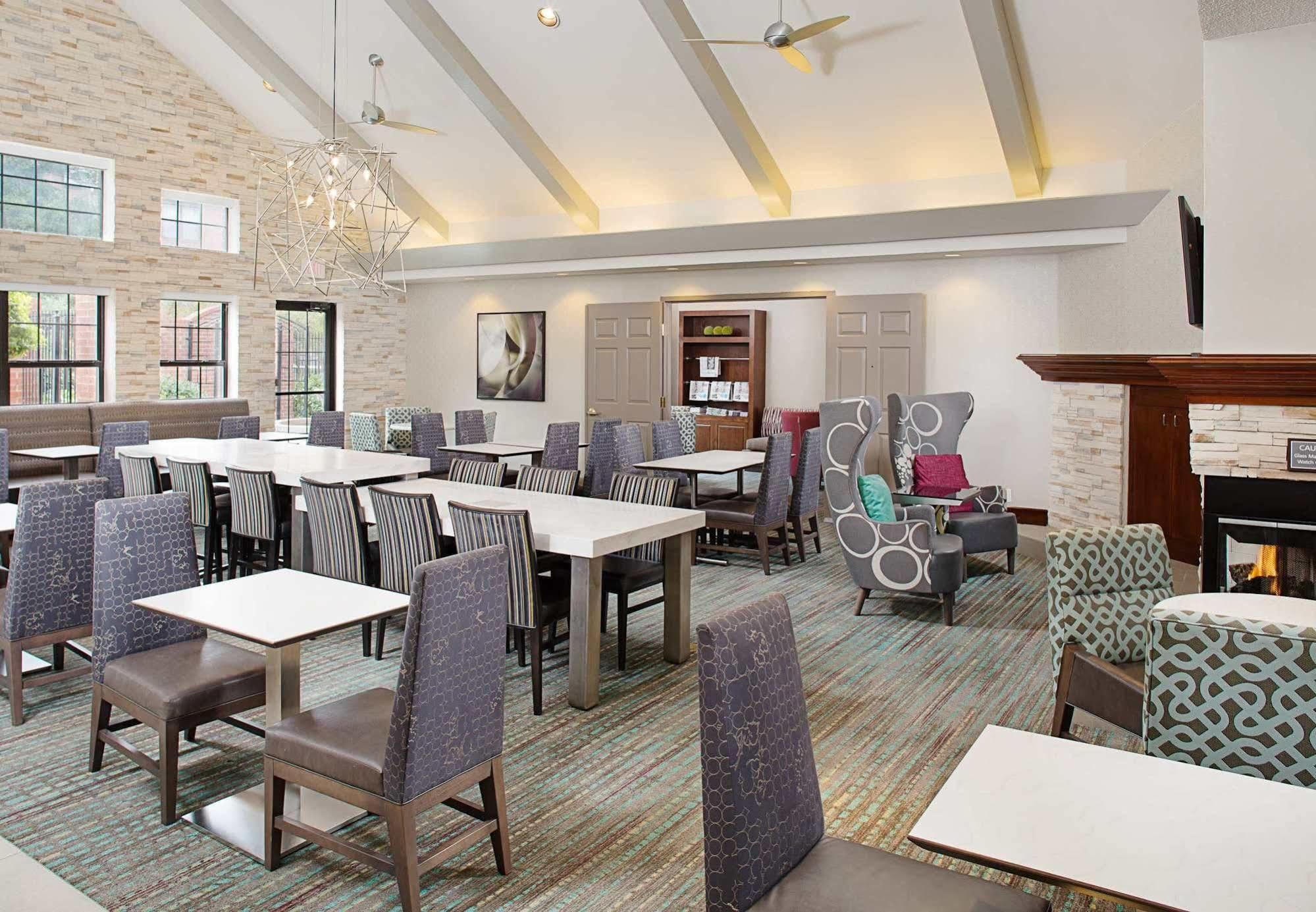 Dallas Addison/quorum Drive Hotel Addison